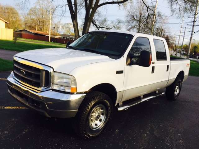 2004 Ford F-250 Super Duty XLT 4dr Crew Cab 4WD SB